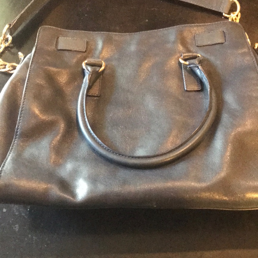 Like New Michael Kors Dark Blue Shoulder Bag 💼💕 - Picture 5 of 7